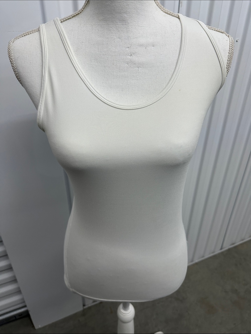 Tommy Copper Back Support White Tank
